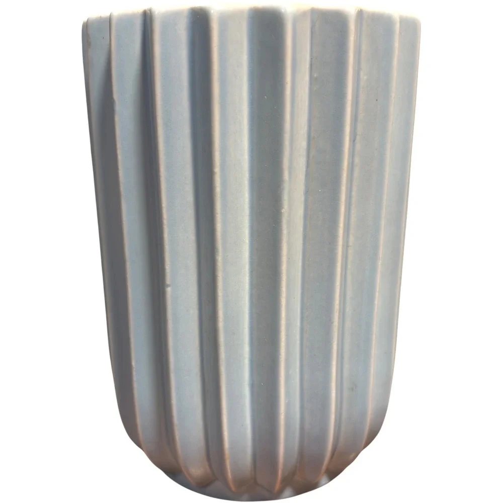 Red Wing USA Pottery Robin Egg Light Blue Pleated Vase Mid Century Modern 7